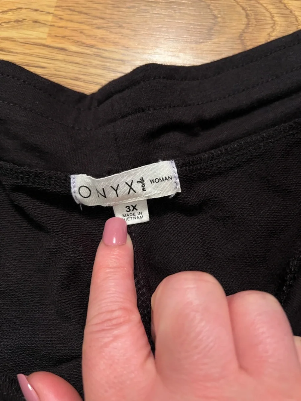 NWT Black Drawstring Casual Side Pockets Shorts. Size 3X.